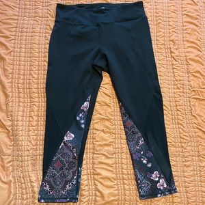 Gaiam Cropped Workout Pants